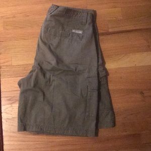 Columbia cargo shorts